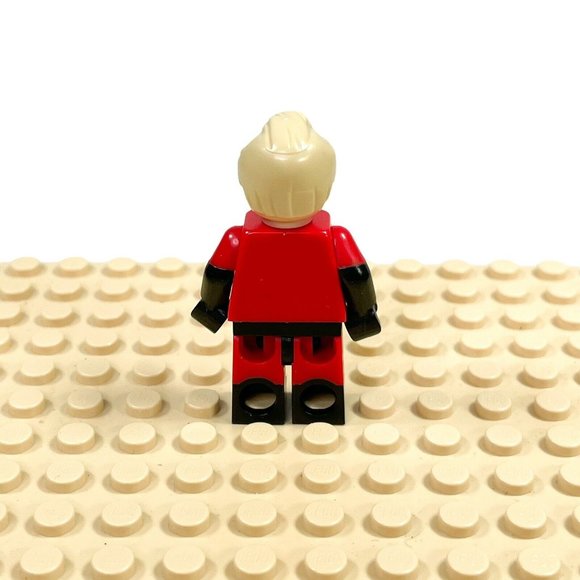 Lego Mr. Incredible Disney Minifigure - Picture 3 of 7